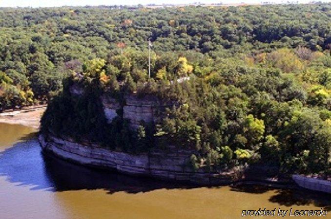 Starved Rock Lodge & Conference Center Utica Exterior foto